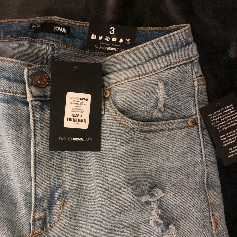 Distressed Mom Jeans - Picture 8 of 9